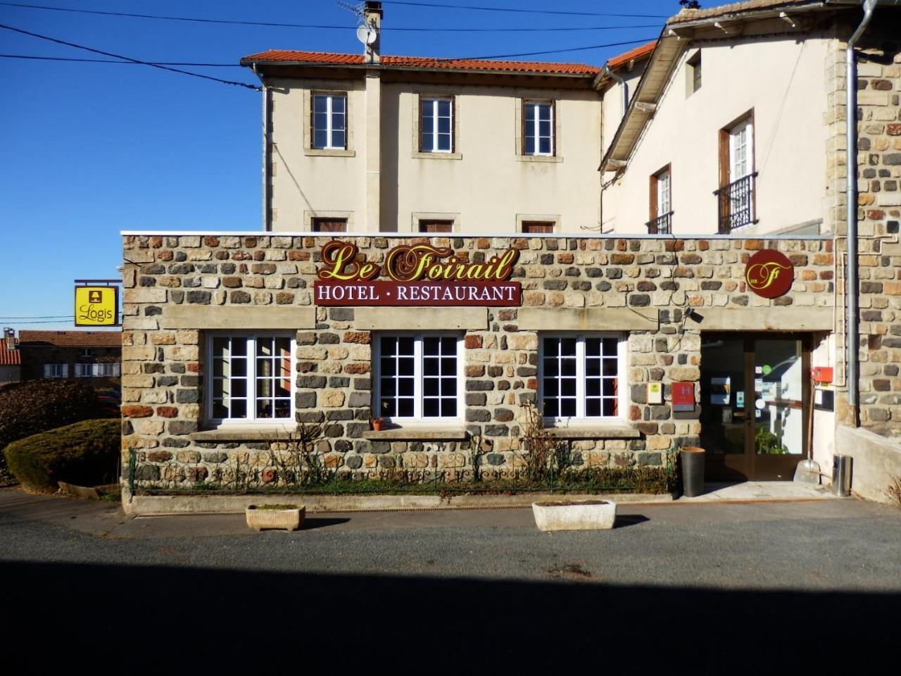Hotel Restaurant Le Foirail Saint-Haon Exterior foto